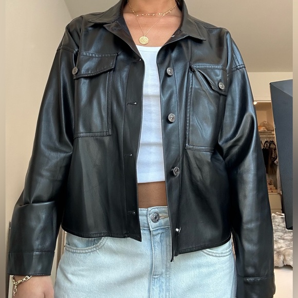 Light weight leather jacket - Picture 11 of 12